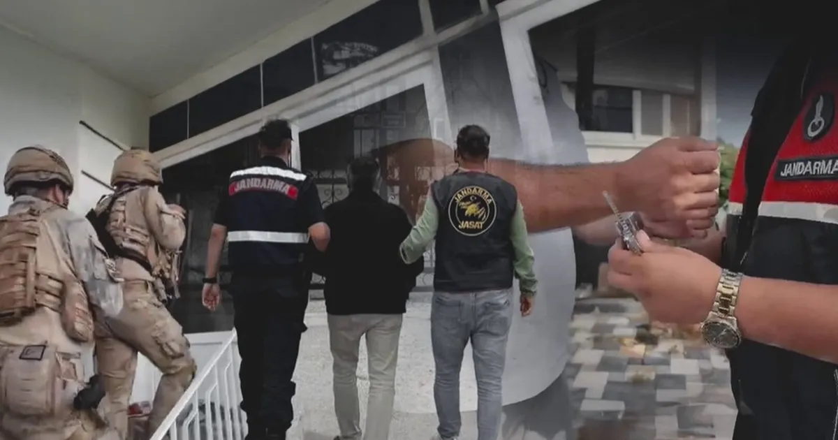30 ilde FETÖ operasyonu: 91 gözaltı!