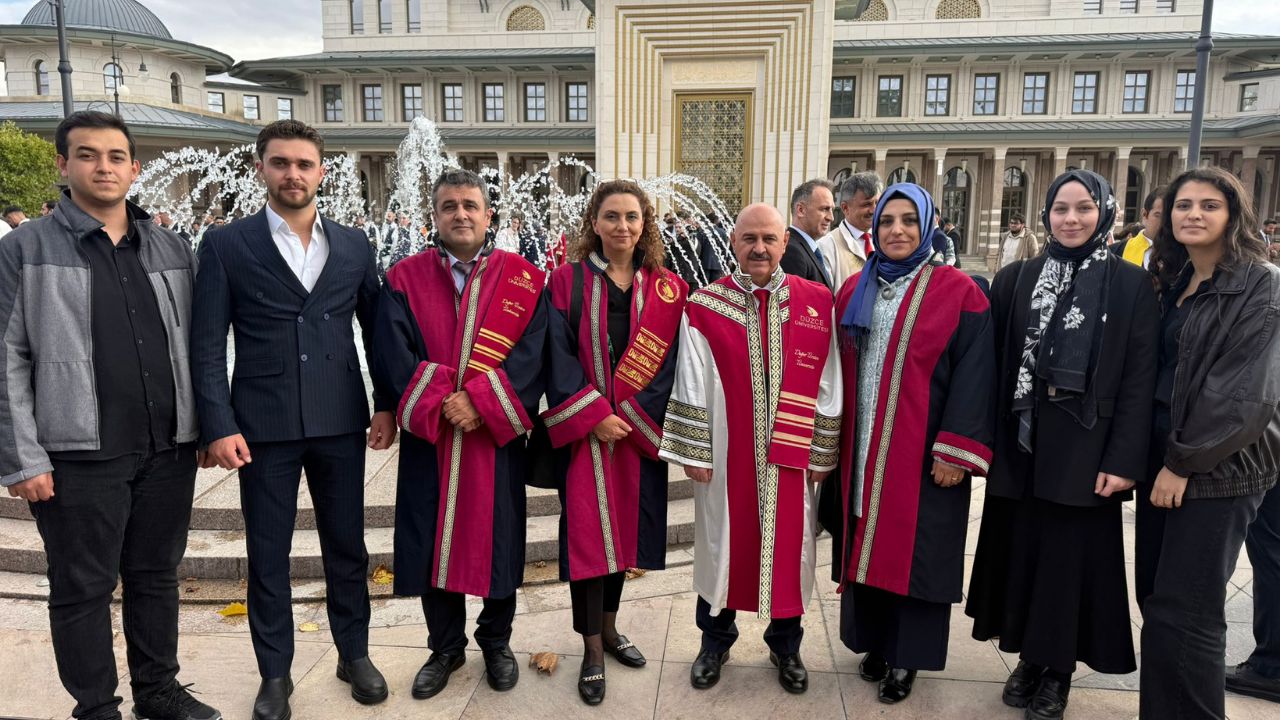 Düzce Üniversitesi Rektörü 2025-2026 Yükseköğretim Akademik Yıl Açılış Törenine Katıldı
