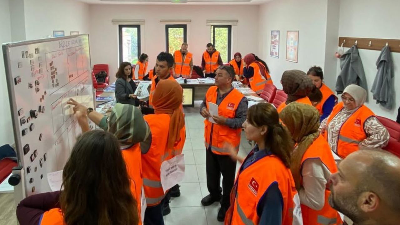 Düzce’de Hastane Afet ve Acil Durum Planlaması Eğitimi Düzenlendi