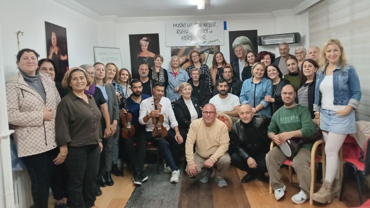 Bir Şehrin 42 Yıllık Nağmesi Düzce Musiki Derneği Yeni Sezona Merhaba Dedi