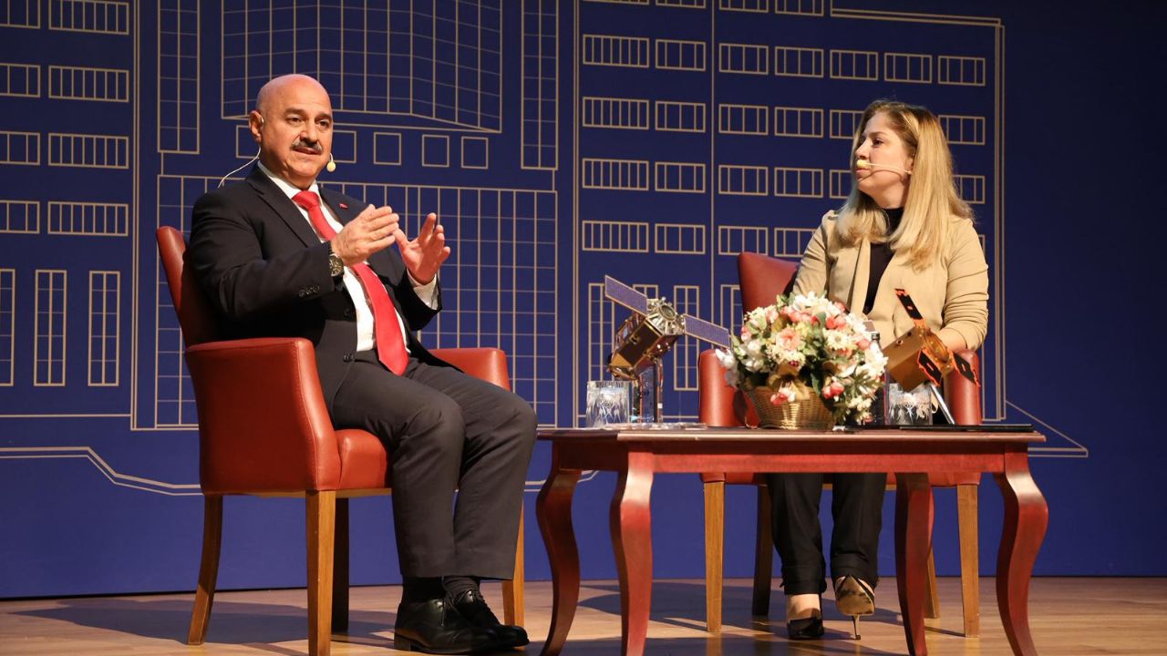 Düzce Üniversitesi’nde 2025-2026 Akademik Yılı’nın İlk Rektör Öğrenci Buluşması Gerçekleştirildi