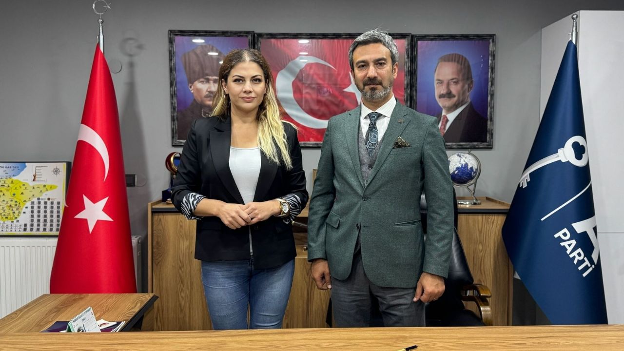 Anahtar Parti Düzce’de Kadın Kolları Başkanlığı’na Elif Temel Atandı