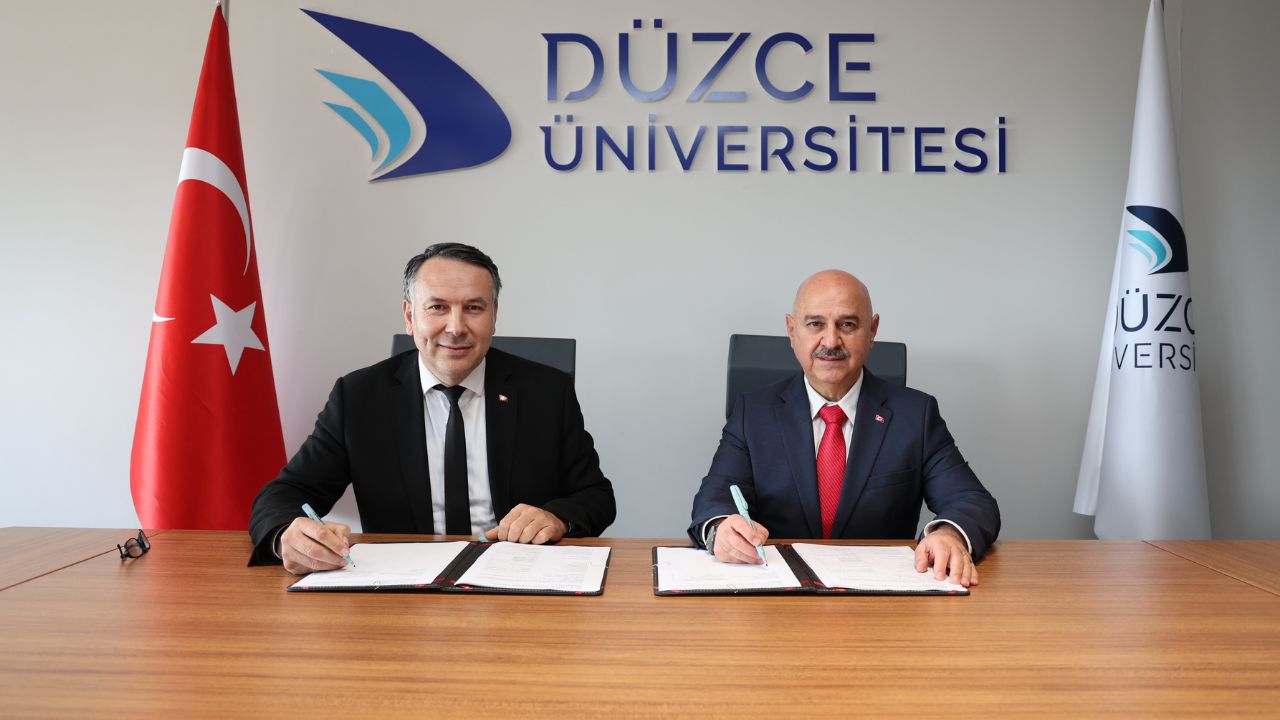 Düzce Üniversitesi Düzce Çalışma ve İş Kurumu İl Müdürlüğüyle İŞKUR Gençlik Programı Sözleşmesi İmzaladı