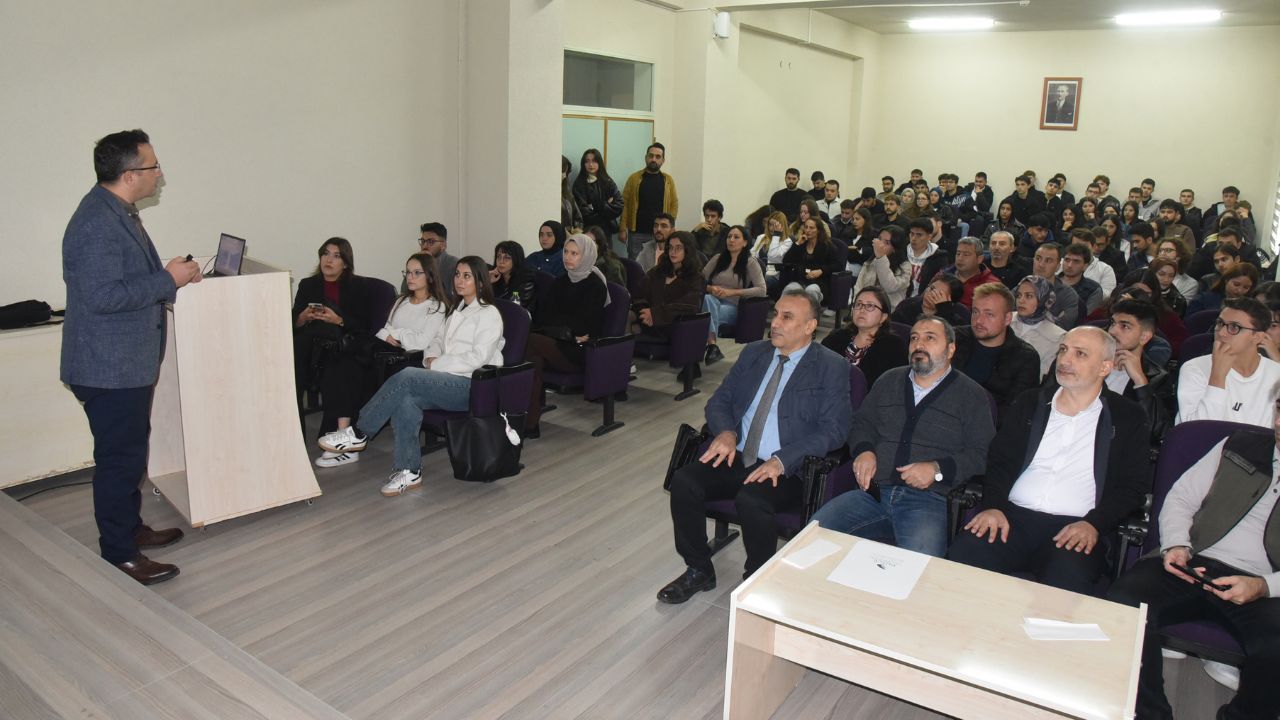 Orman Fakültesi’nde ”Plantasyon Ormancılığı ve Kavakçılık” Paneli Gerçekleştirildi