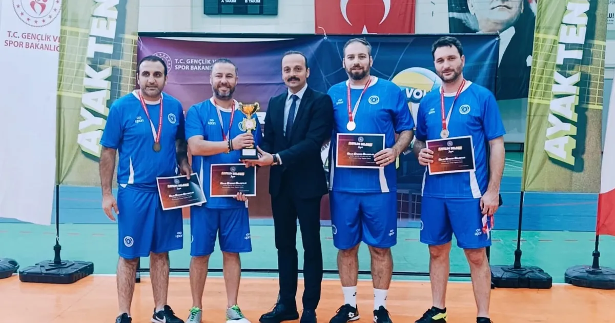 Ayak tenisinde Bursa Büyükşehir’e ‘bronz’ madalya