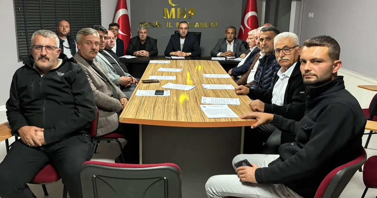 Bilecik’te MHP’liler sahaya iniyor