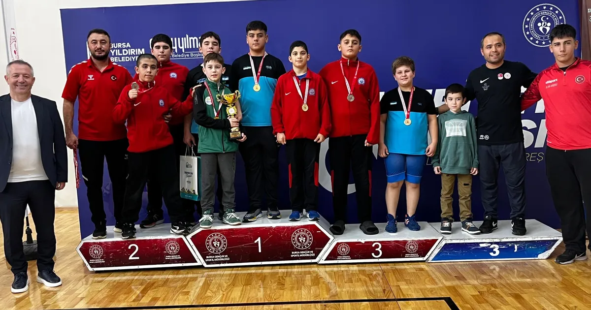 Bursa Yıldırım’da Cumhuriyet coşkusu sporla taçlandı