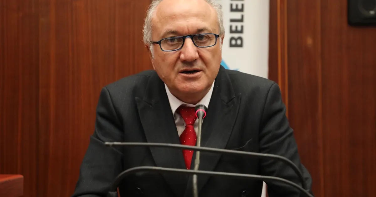 İzmit Belediye Başkan Yardımcısı Erdem Arcan istifa etti