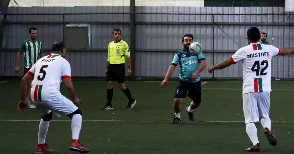 Konya Karatay’da ‘Birimler Arası Futbol Turnuvası’ başladı