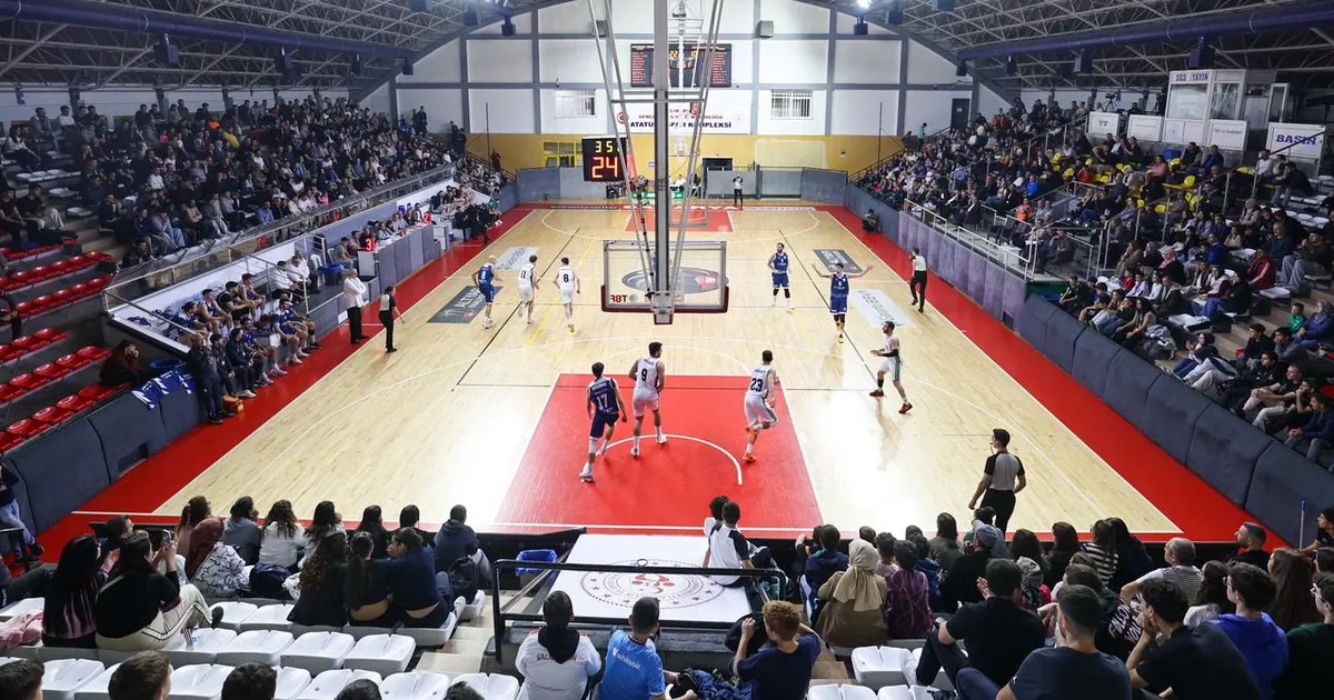 Sakarya evinde Daçka’yı ağırlıyor