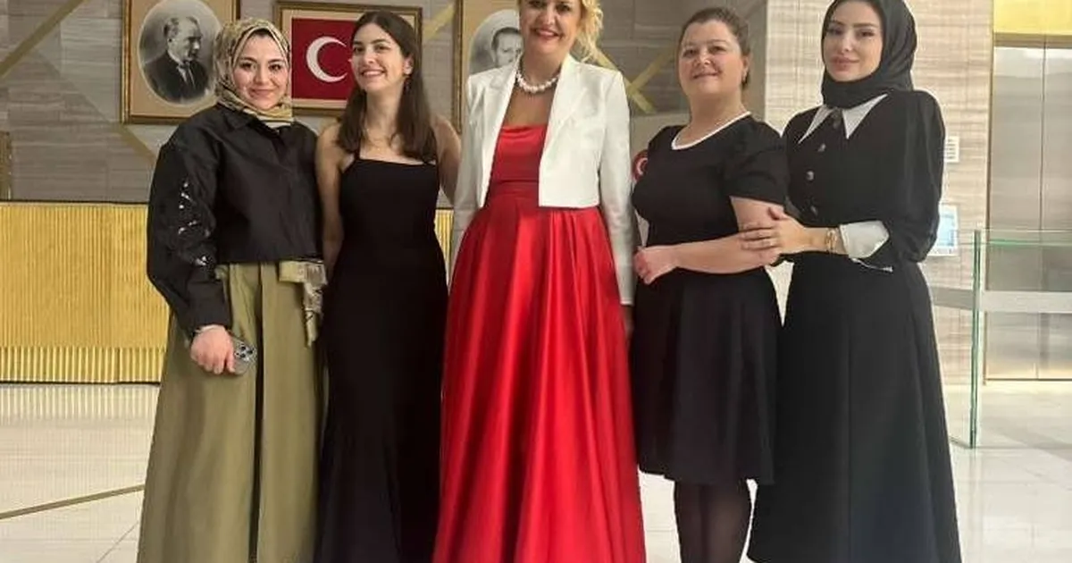 Türkevi’nde Cumhuriyet coşkusu: Müzik dolu bir akşam