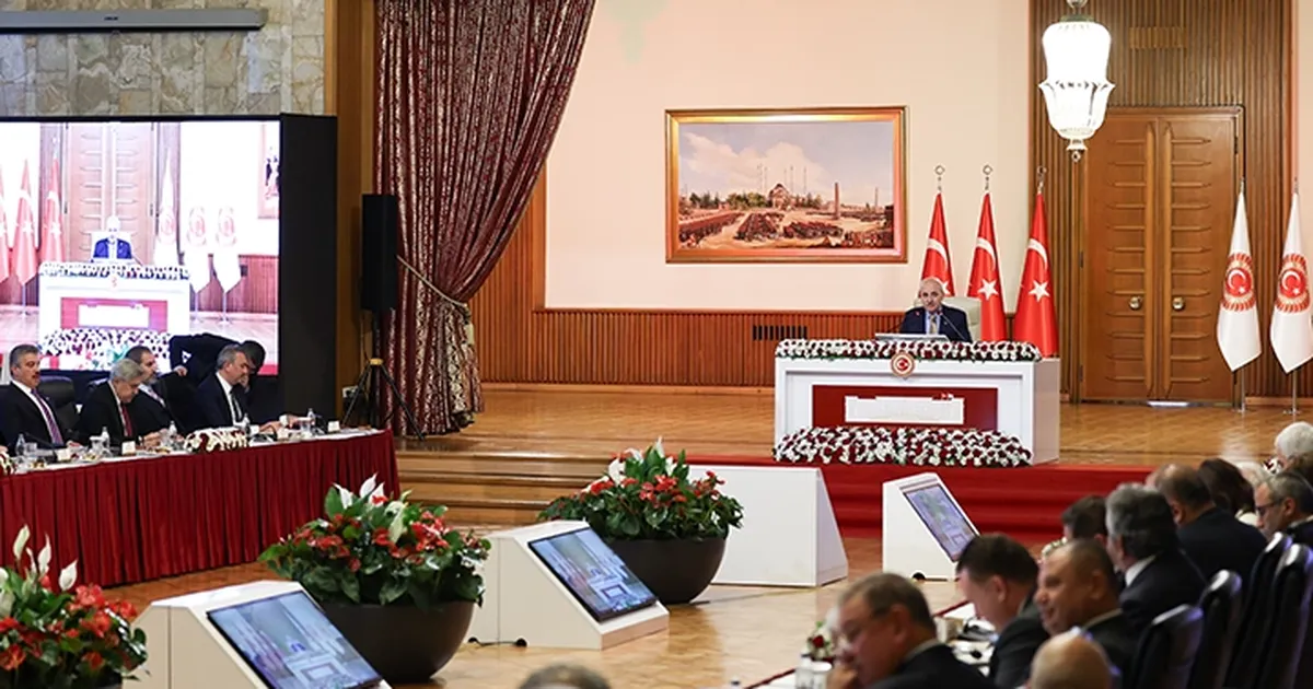 21 Kasım’da gündem: İmralı ziyareti