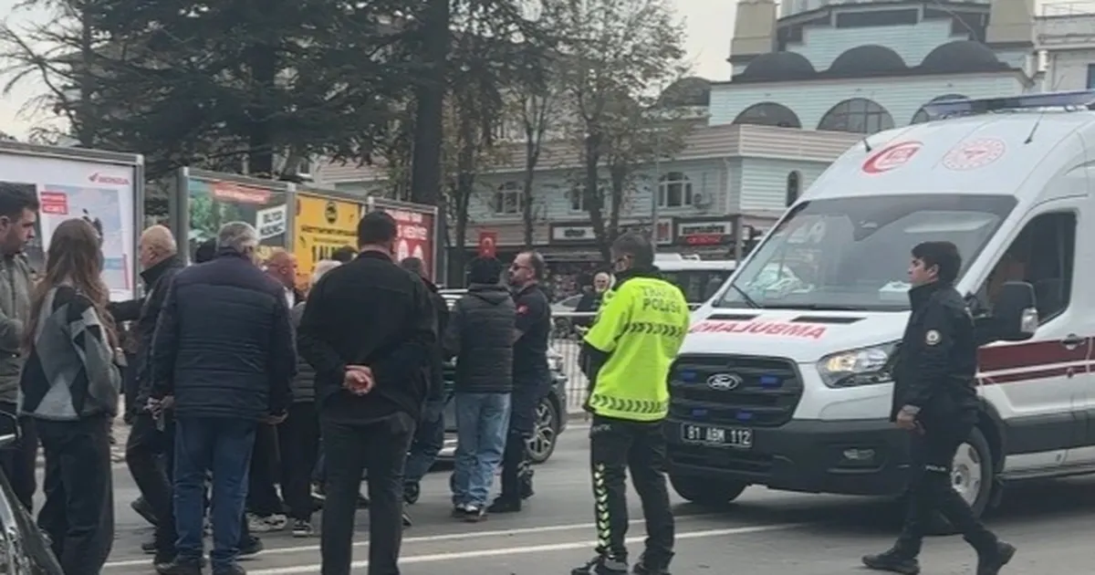 Düzce’de otomobil motosiklete çarptı: 1 yaralı