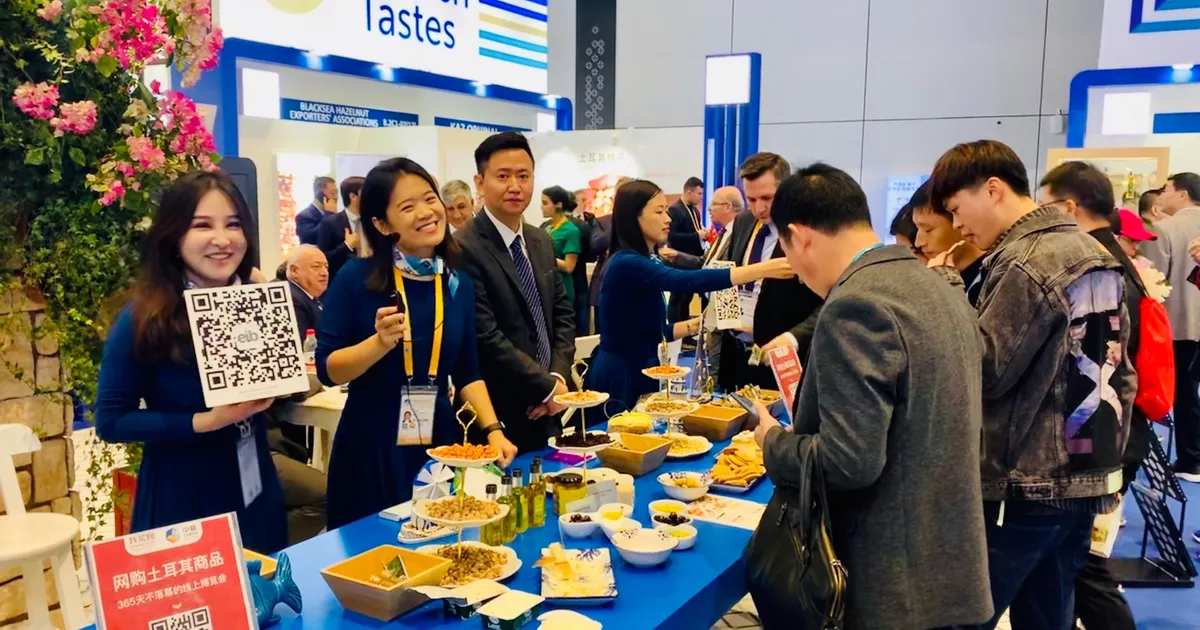 Egeli ihracatçılar Çin’de Türk ihracatını vitrine çıkarıyor