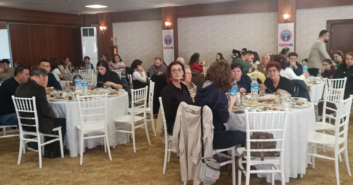 Eğitim-İş Keşan Temsilciliği’nden Öğretmenler Günü kahvaltısı