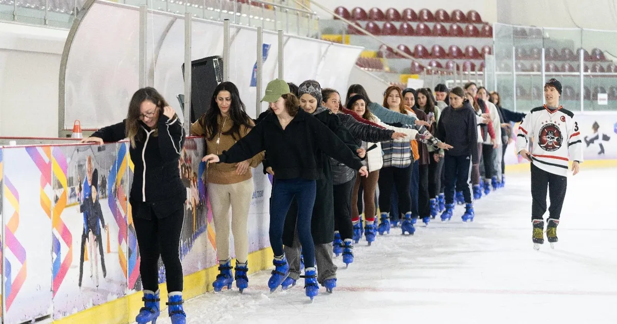 İzmir’de ‘Buz Sporları Salonu’ yeni sezona hazır