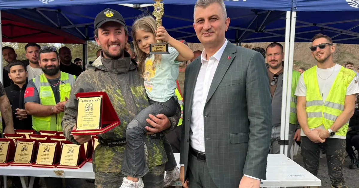 Kocaeli Gölcük’te ATV tutkunlarından nefes kesen mücadele