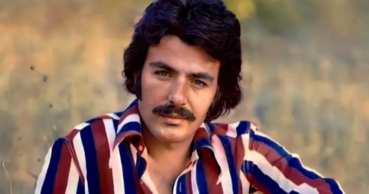 Arabeskin büyük ustası Ferdi Tayfur’a Kral FM’den saygı duruşu