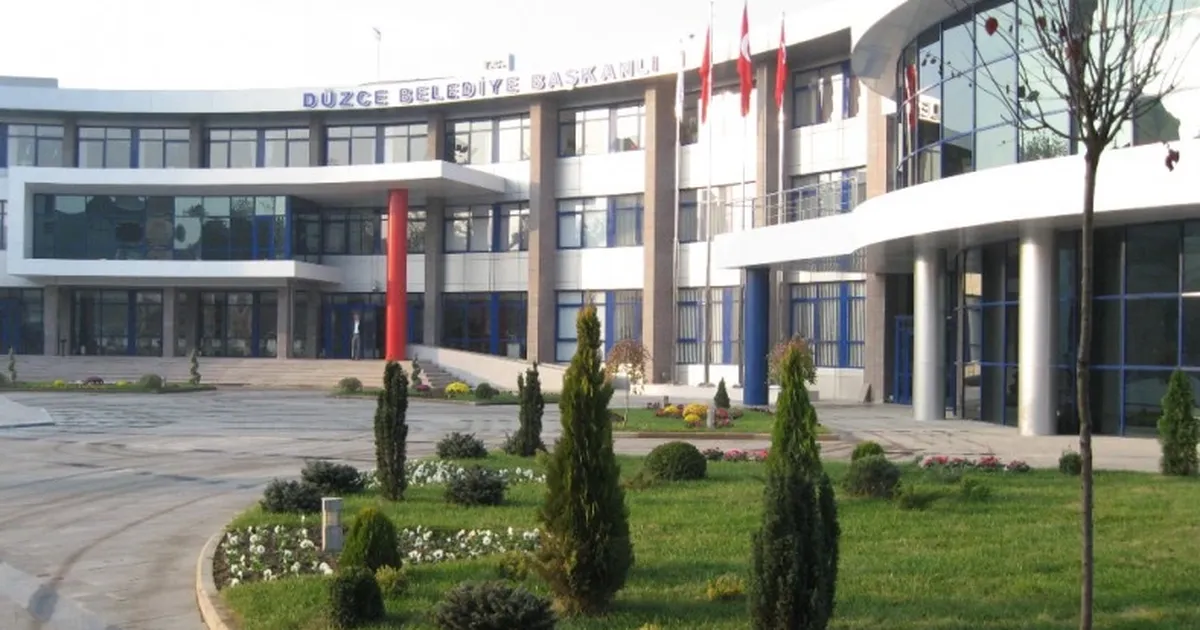 Düzce Belediyesi’nde görev değişiklikleri