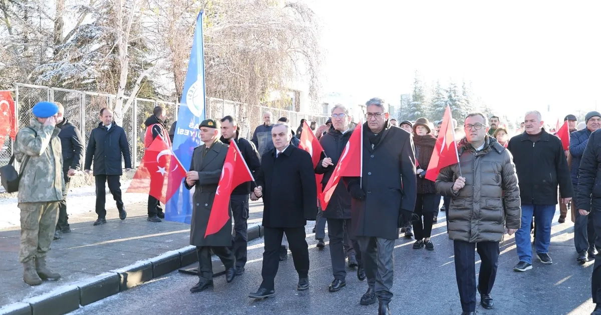 ERÜ 17 Aralık şehitlerini andı