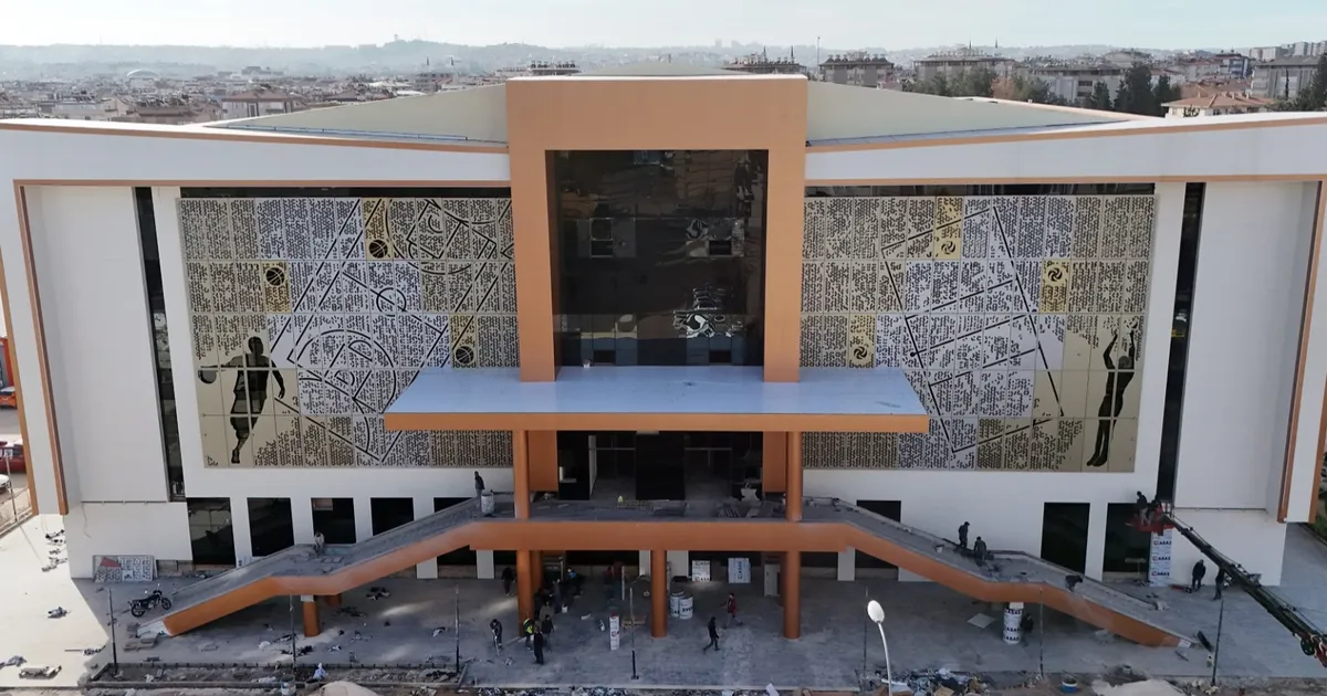 Gaziantep’de Kamil Ocak Spor Salonu ‘Gazi Oyunları’ ile kapılarını açıyor