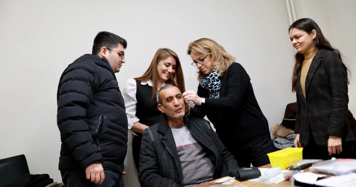 Bursa Gemlik’te ihtiyaç sahiplerine ücretsiz işitme cihazı desteği