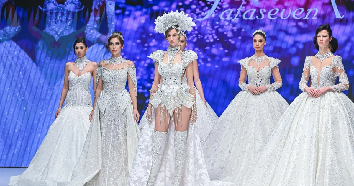 IF Wedding Fashion İzmir’de moda rüzgarına devam