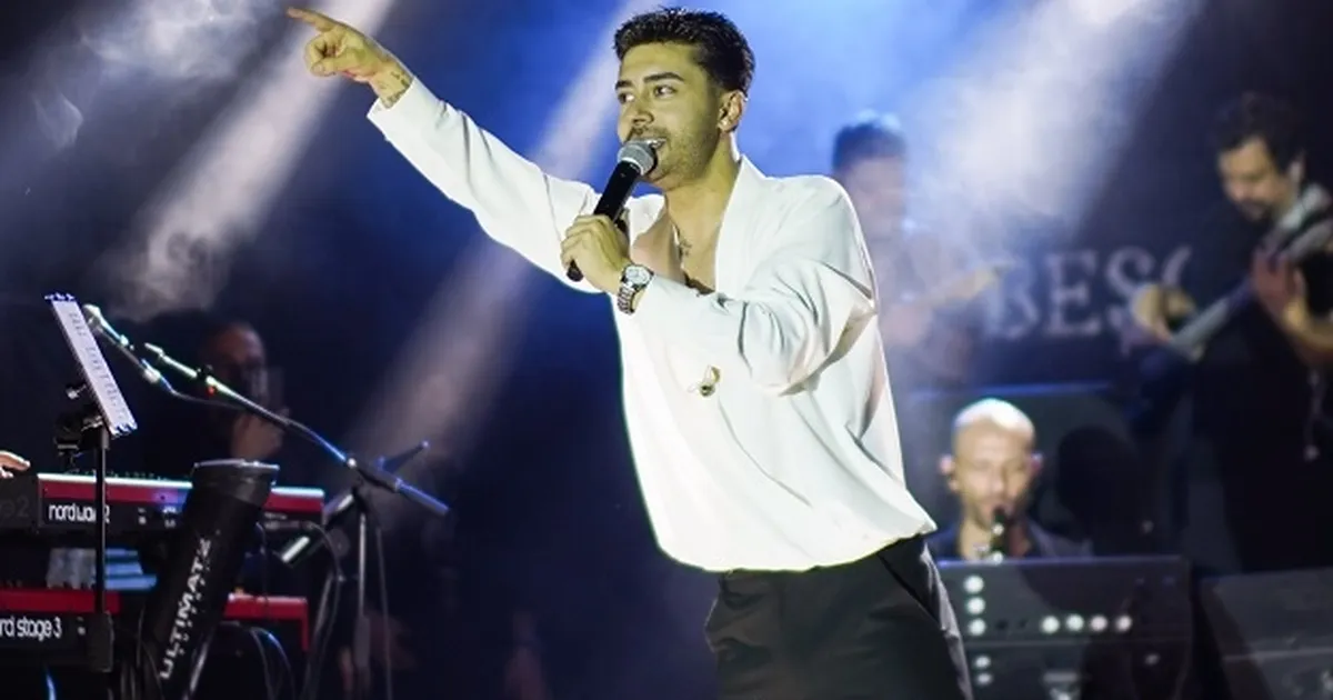 Kurtuluş Kuş’tan sahneye damga vuran albüm lansmanı