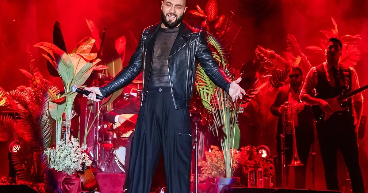 Berkay’ın transparan sahne tarzı olay oldu