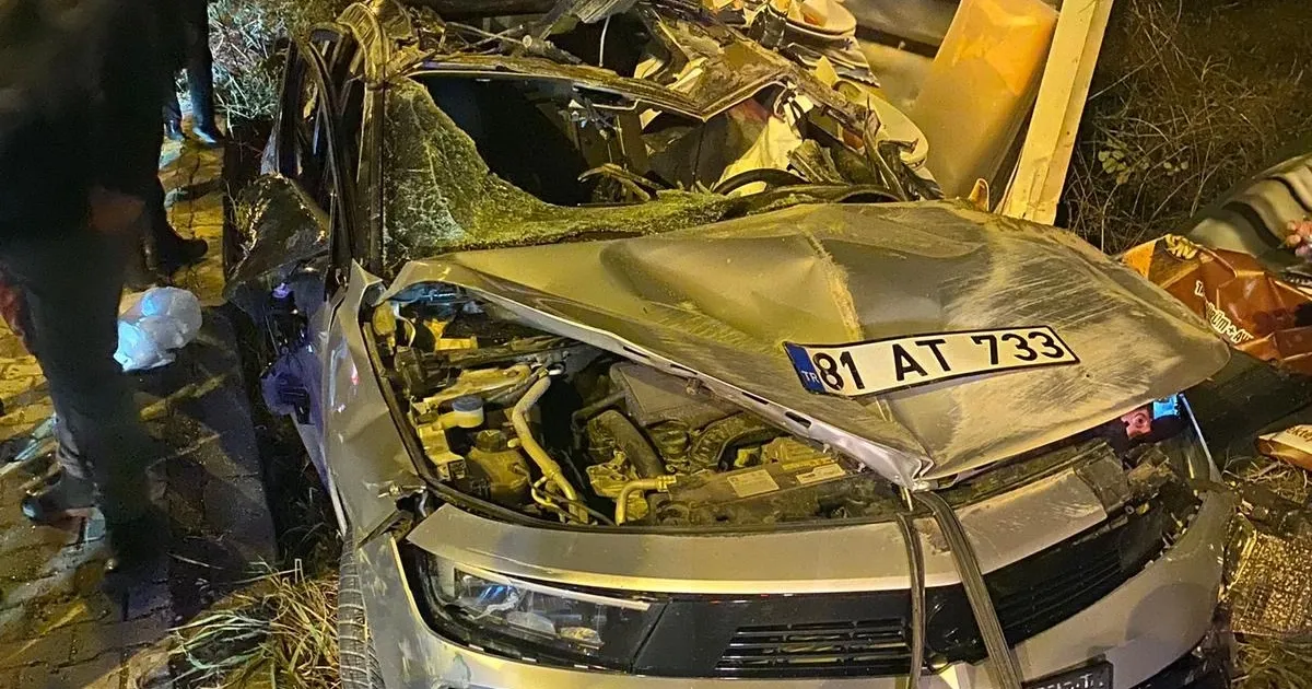 Düzce Akçakoca’da trafik kazası: 2 yaralı