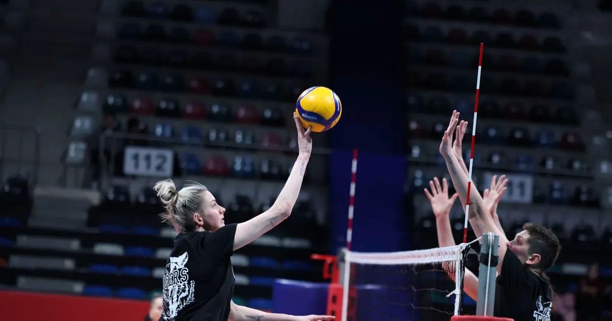 Eczacıbaşı Zeren’e konuk oluyor