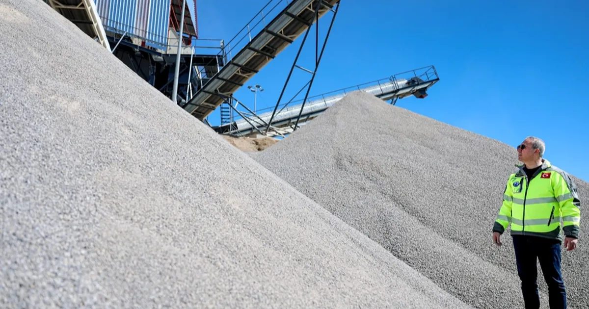 Sivas’ta Tecer Taş Kırma Tesisi yeni sezona başladı