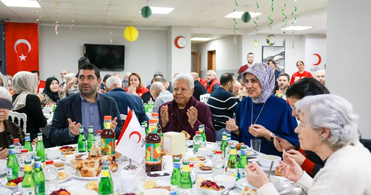 Türk Kızılay’dan ‘huzurlu’ iftar
