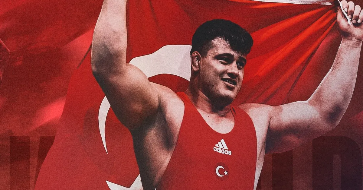 Rıza Kayaalp tarihe geçti! 13. Avrupa şampiyonluğu ile rekorun tek sahibi oldu