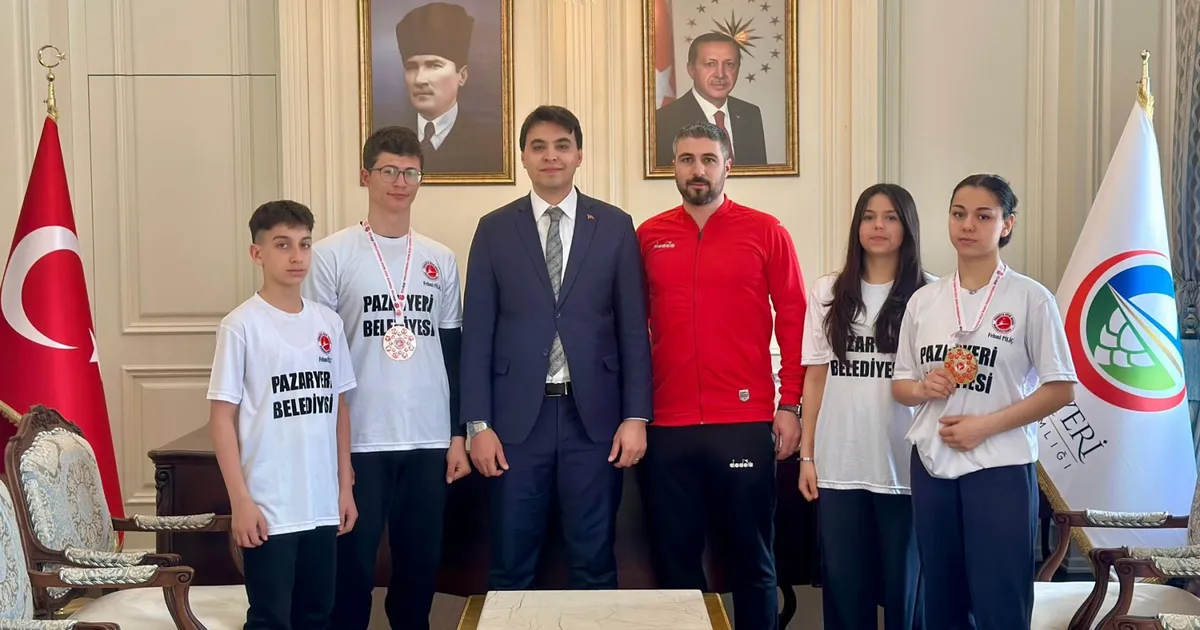 Şampiyonlar Pazaryeri’nin gururu oldu