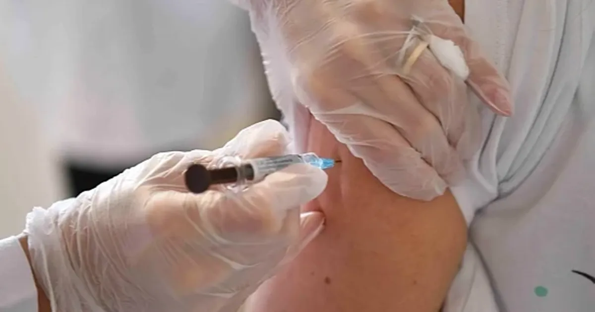 Yaşlanan nüfusta aşılamanın önemi artıyor… 65+ yaş aşıları hayati önemde