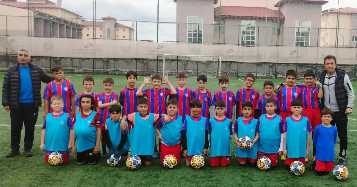 Altınordu Ağrı Futbol Okulu 19 Mayıs Turnuvasına hazırlanıyor