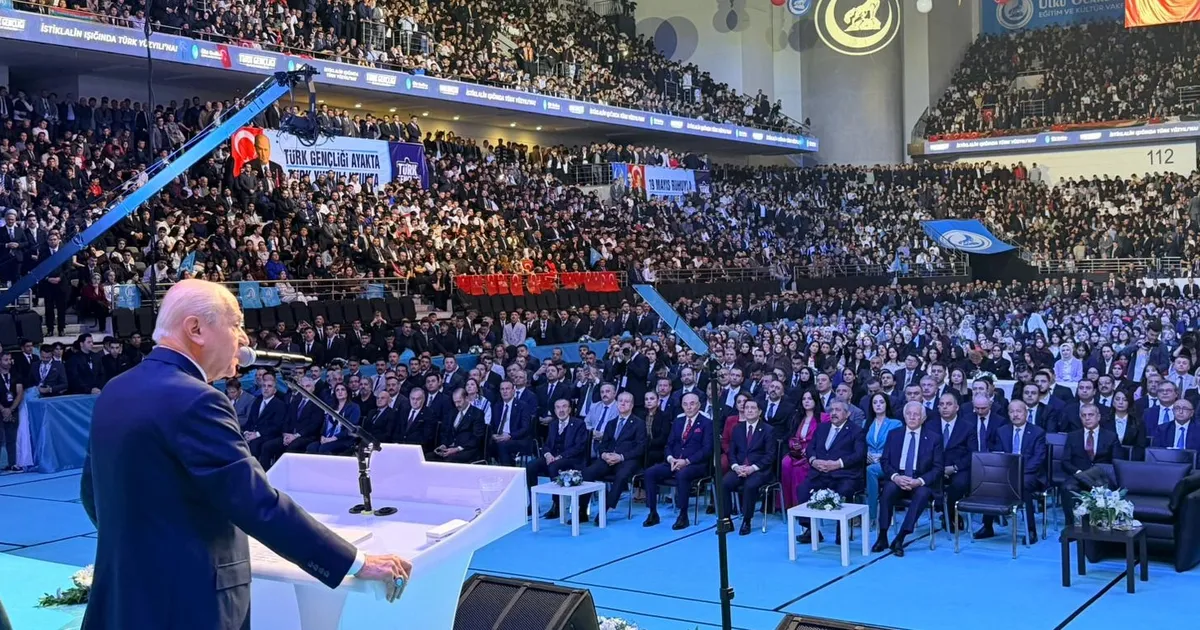 Bahçeli Büyük Kurultay’da konuştu: Türk gençliği Türkiye Yüzyılı’nın teminatıdır