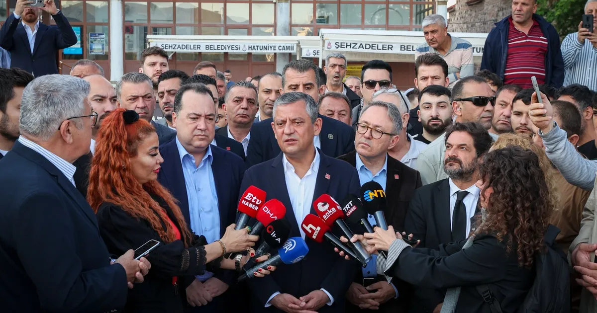 Özgür Özel’den ‘erken seçim’ ve ‘kurultay’ mesajı