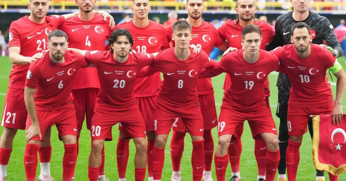 Kayseri Büyükşehir’den dev ekranda milli maç keyfi