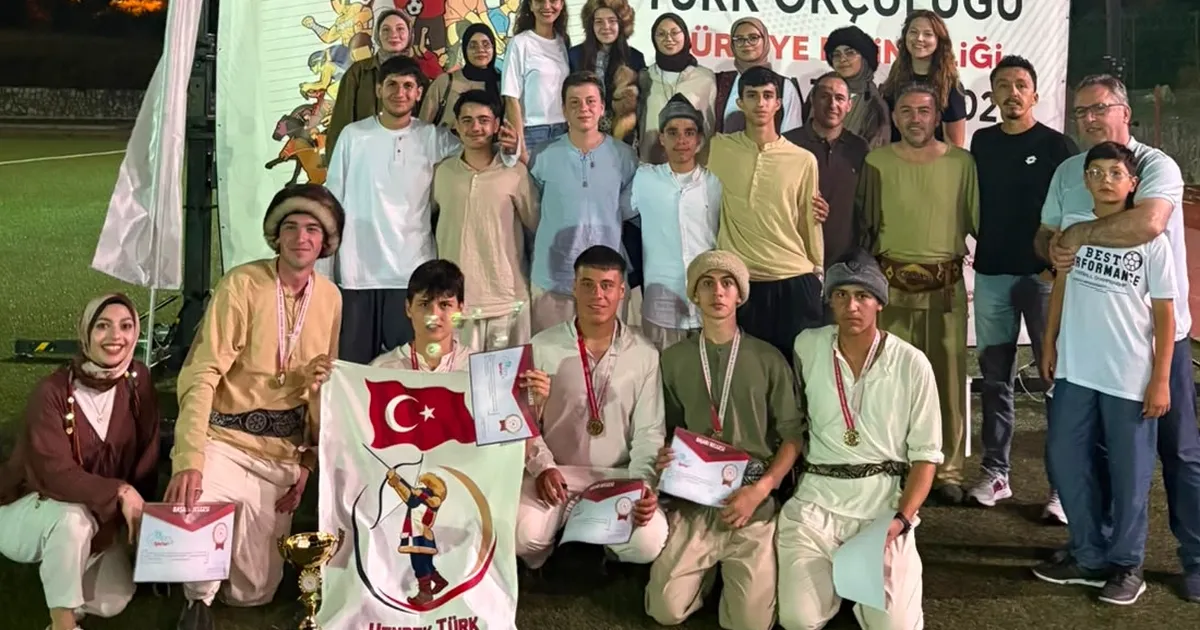 Sakarya’da Hendek Anadolu İHL Türkiye Şampiyonu oldu
