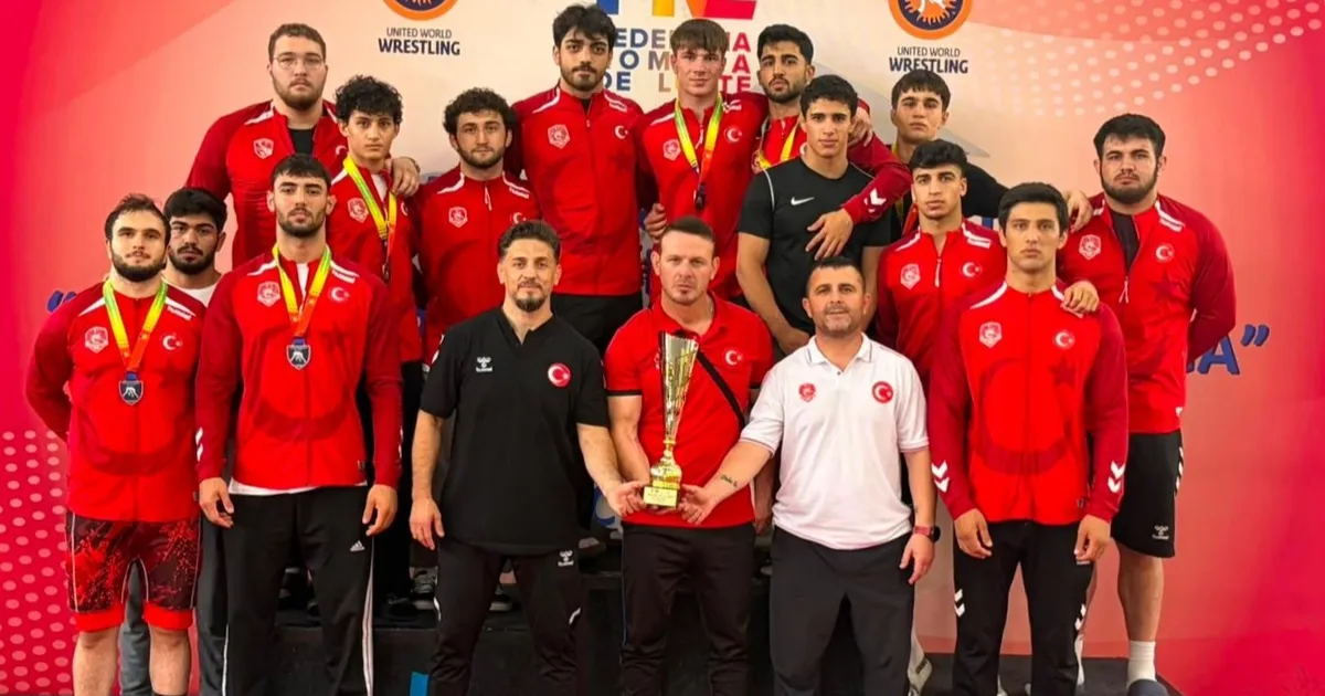 Sakaryalı sporcular güreş ve atletizmde madalyaları topladı