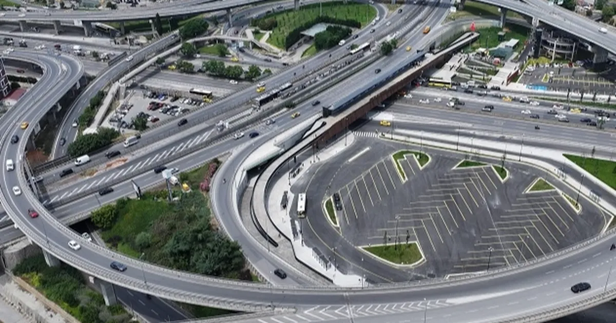 Uzunçayır Kavşağı’na İBB imzası