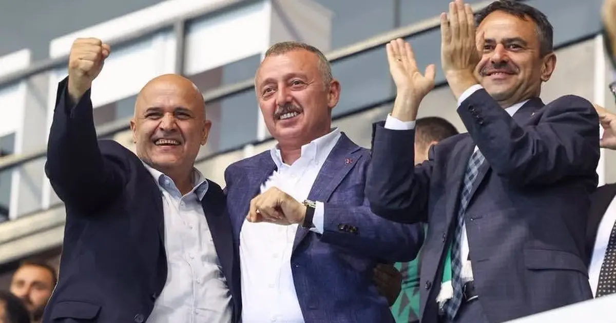 Başkan Büyükakın’ın Kocaelispor’a güveni tam