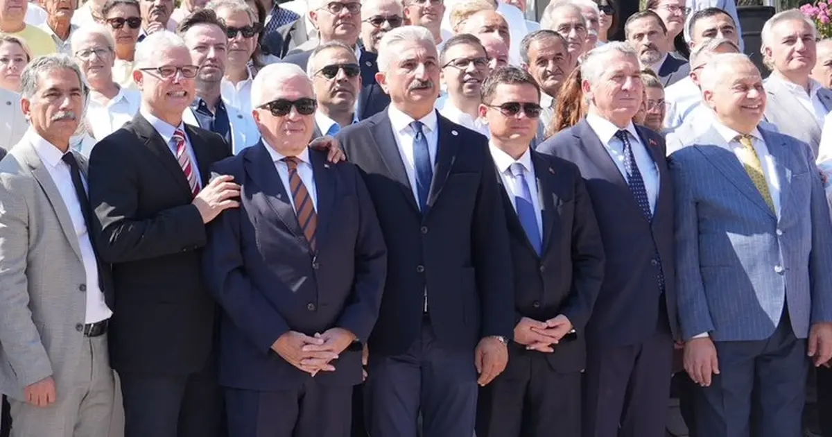 Bursa’da 6 Belediye Başkanı CHP’den istifa ederek YENİ Parti’ye katıldı