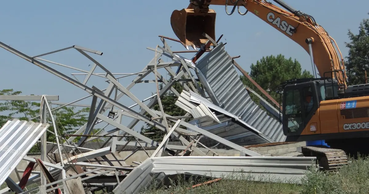 İzmir Ömerli’de kaçak yapıya geçit yok
