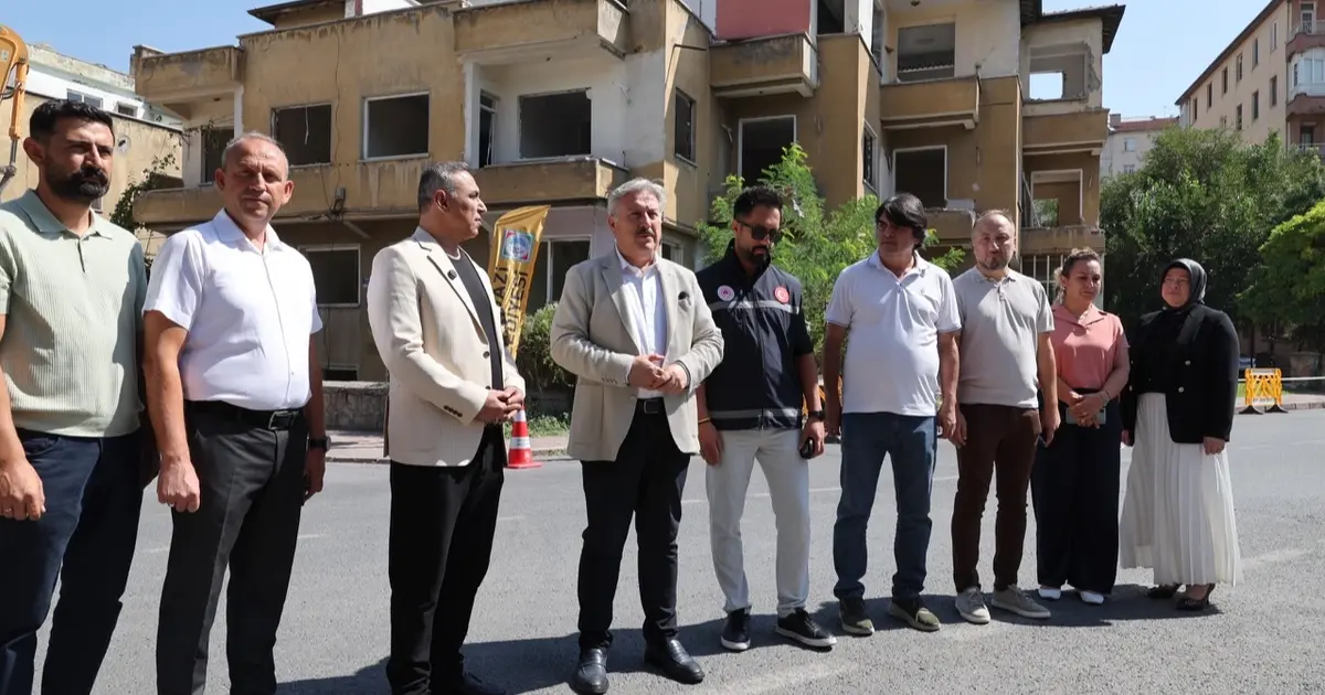 Kayseri Melikgazi’den Aydınlıkevler’de büyük dönüşüm