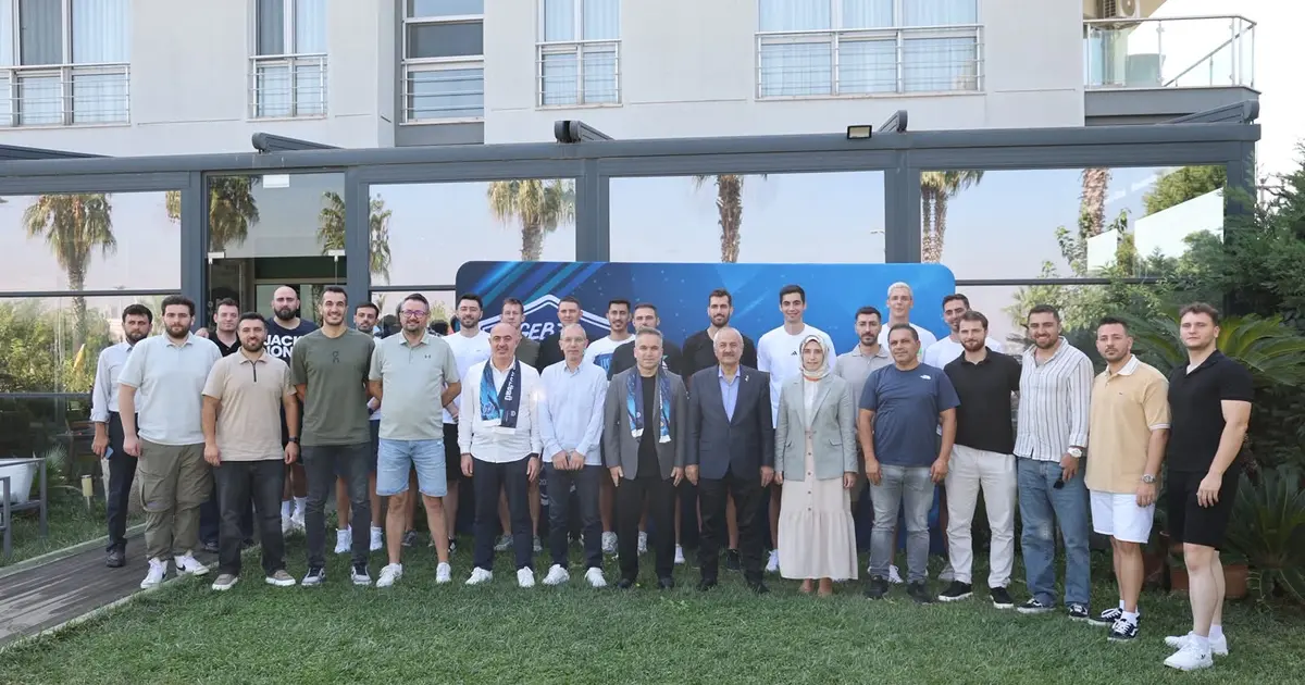 Kocaeli Gebze’de voleybol takımı yeni sezona hazırlanıyor