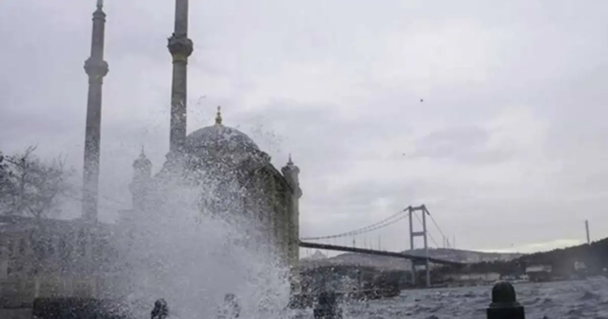 Meteoroloji’den iki bölgeye kritik uyarı! Kuvvetli sağanak ve rüzgar geliyor!