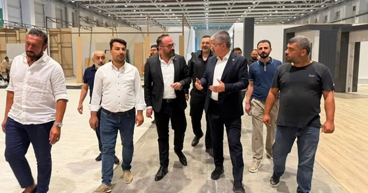 AK Partili Şaban Çopuroğlu’ndan çat kapı ziyaret